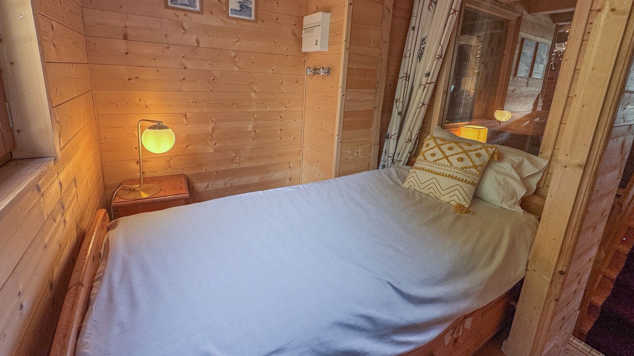 Photo of Bedroom in Saint-Jean-dʼAulps
