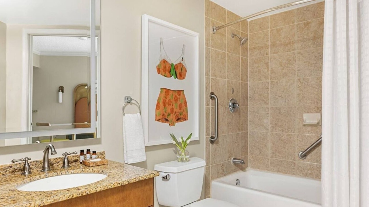 Photo of Bathroom in Doral