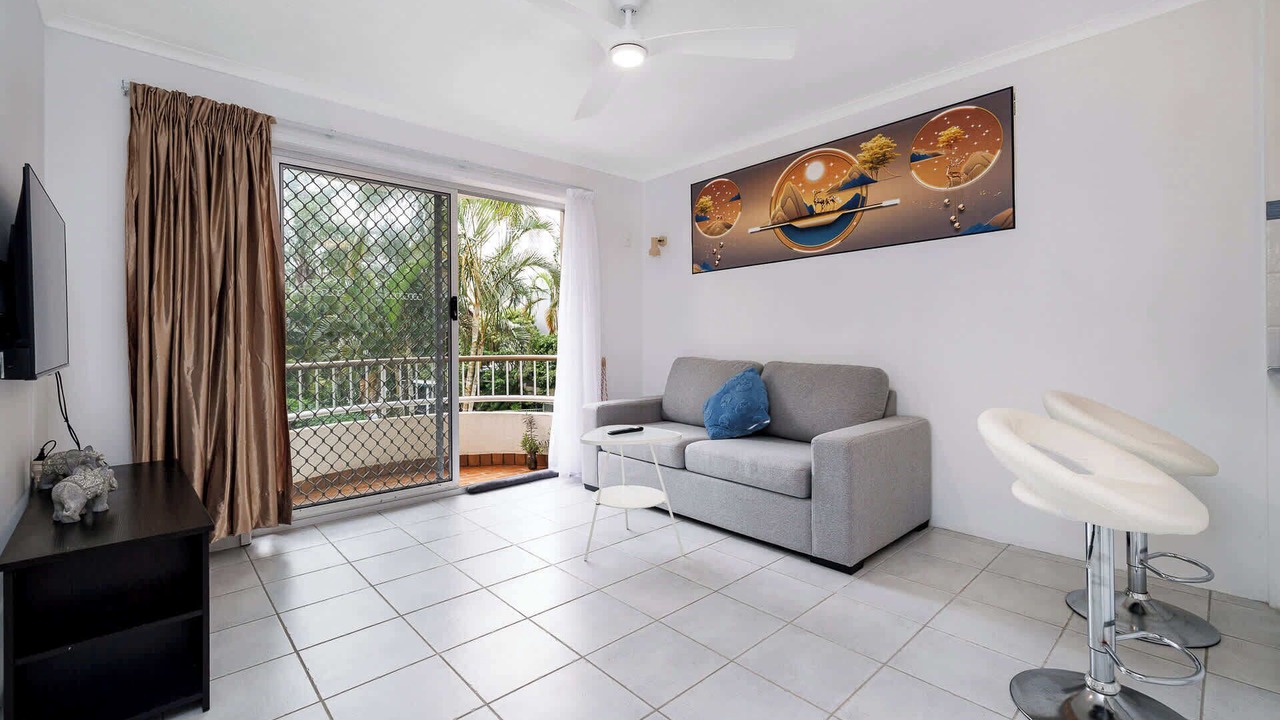 Photo of Livingroom in Burleigh Heads
