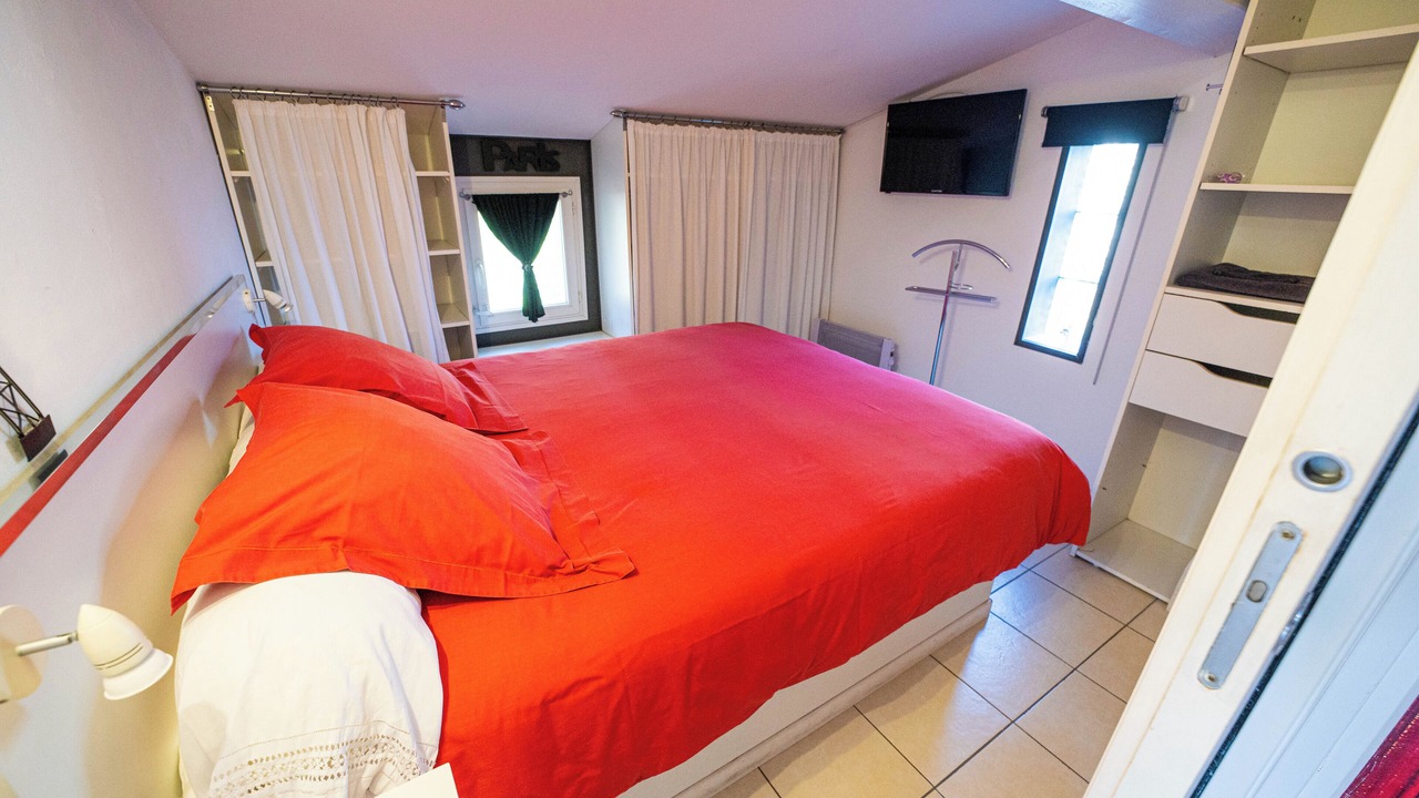 Photo of Bedroom in Trans-en-Provence