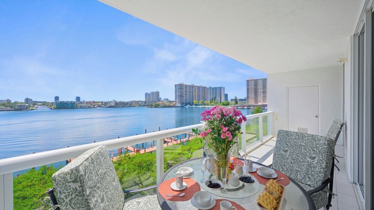 Photo of Outdoor in Sunny Isles Beach
