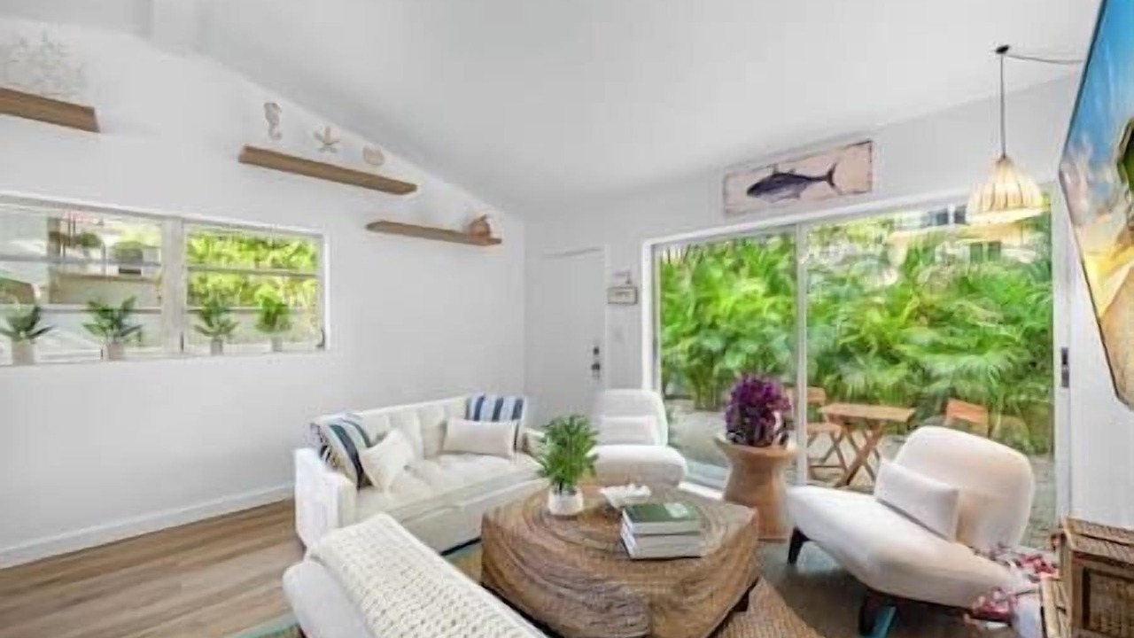 Photo of Livingroom in Coconut Grove