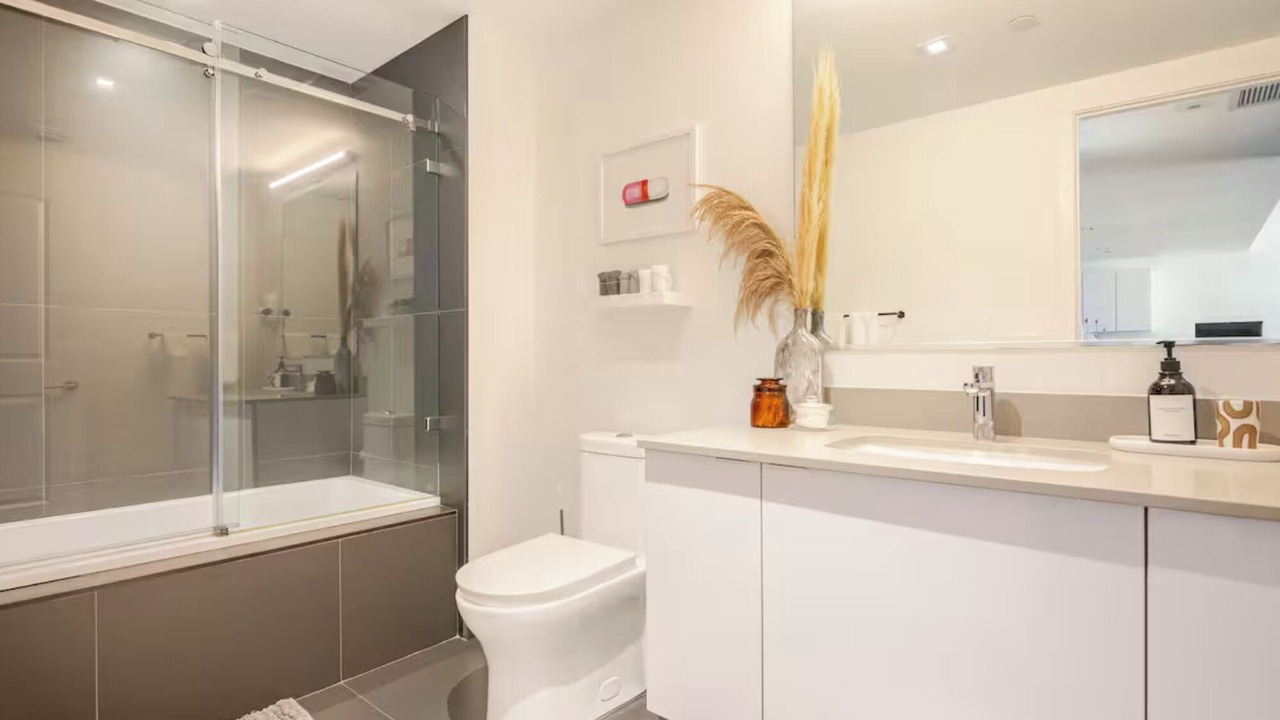 Photo of Bathroom in Town Square