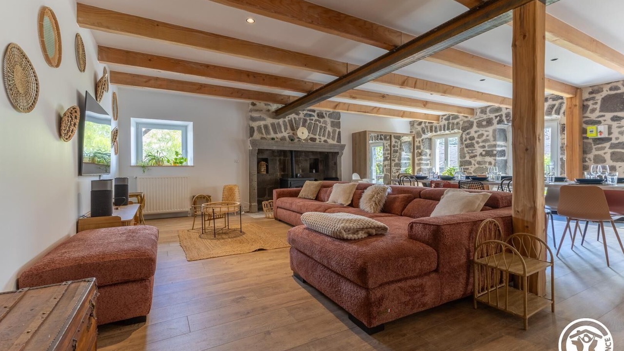 Photo of Livingroom in Saint-Victor-la-Riviere