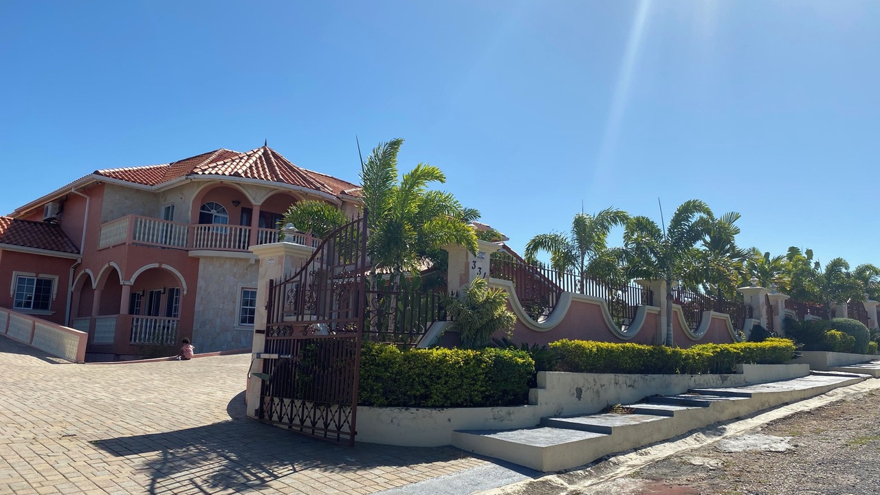 Photo of Outdoor in Silver Sands