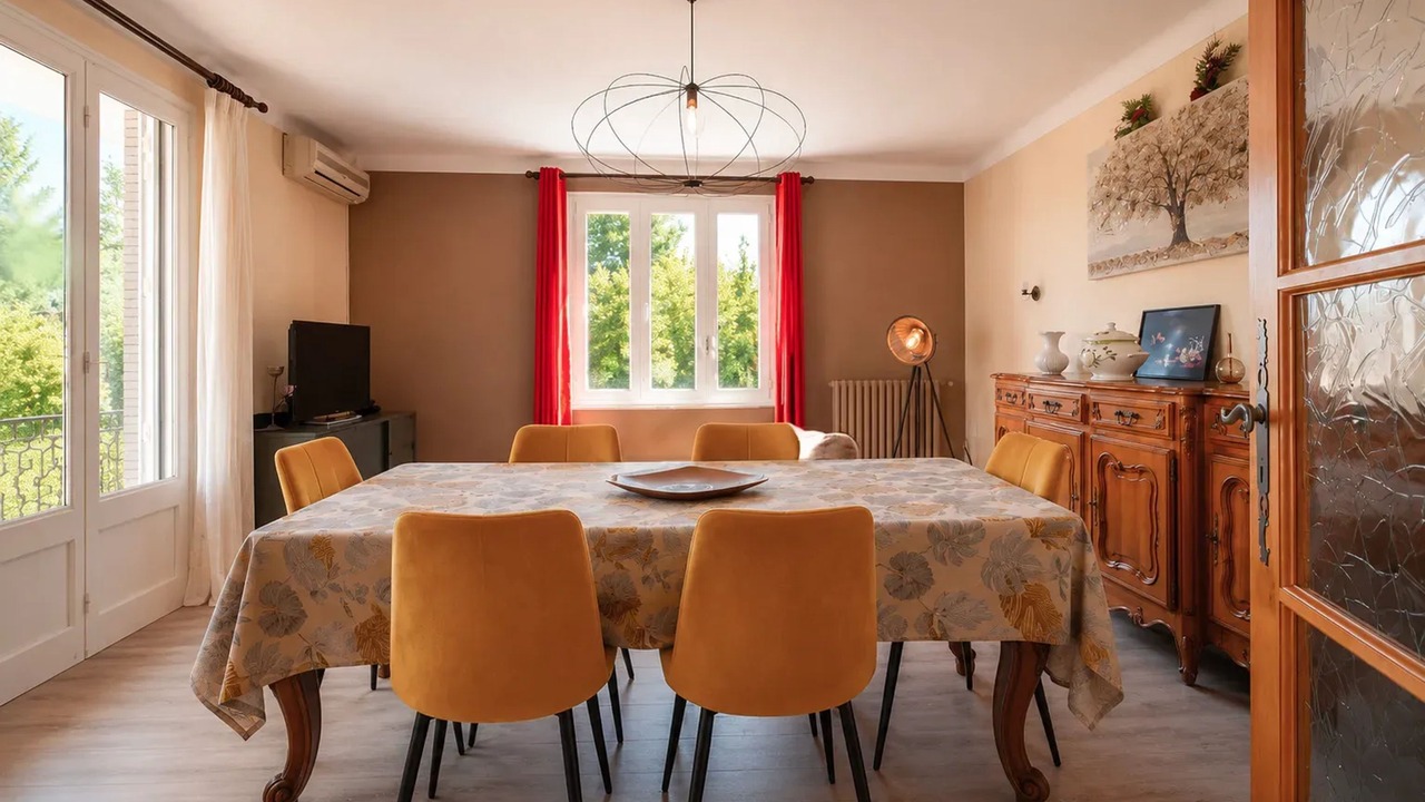 Photo of Livingroom in Sablet
