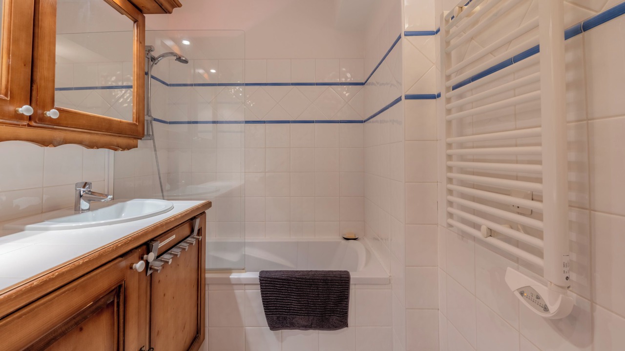 Photo of Bathroom in Montroc