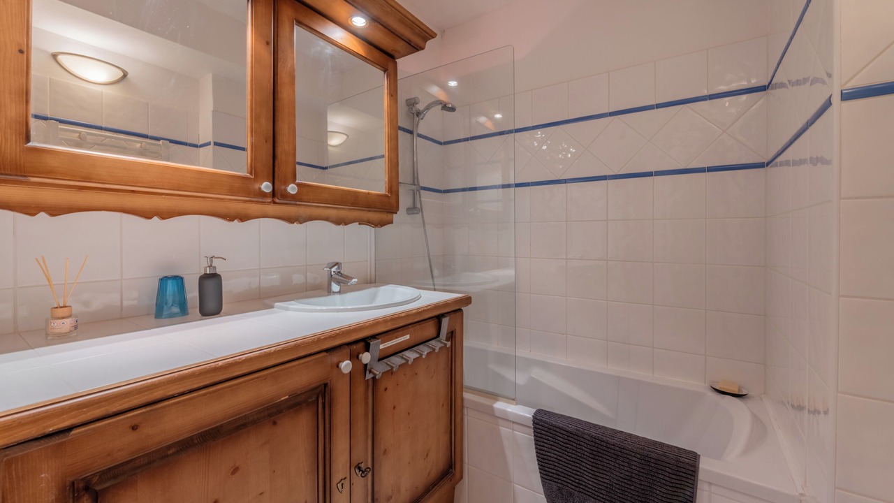 Photo of Bathroom in Montroc