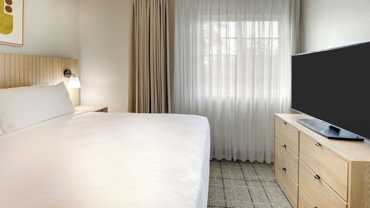 Photo of Bedroom in Doral