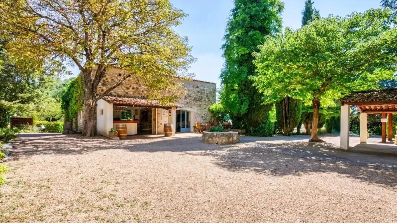 Photo of Outdoor in Saint-Laurent-du-Verdon