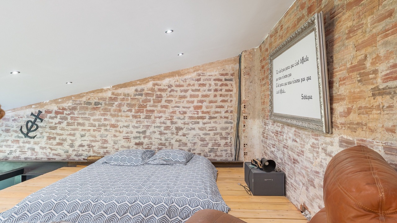 Photo of Bedroom in Esparron