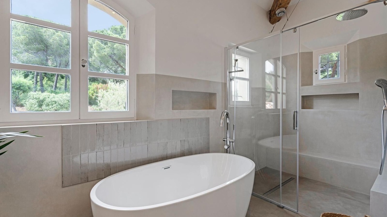 Photo of Bathroom in Ramatuelle