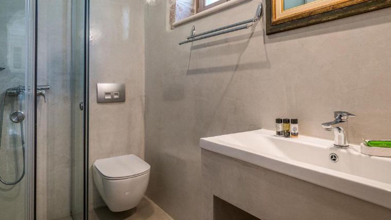 Photo of Bathroom in Elation