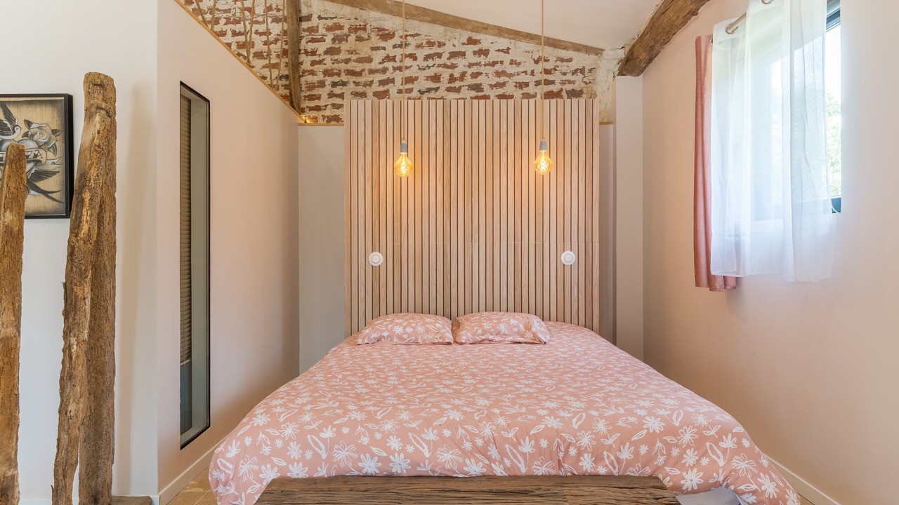 Photo of Bedroom in Esparron