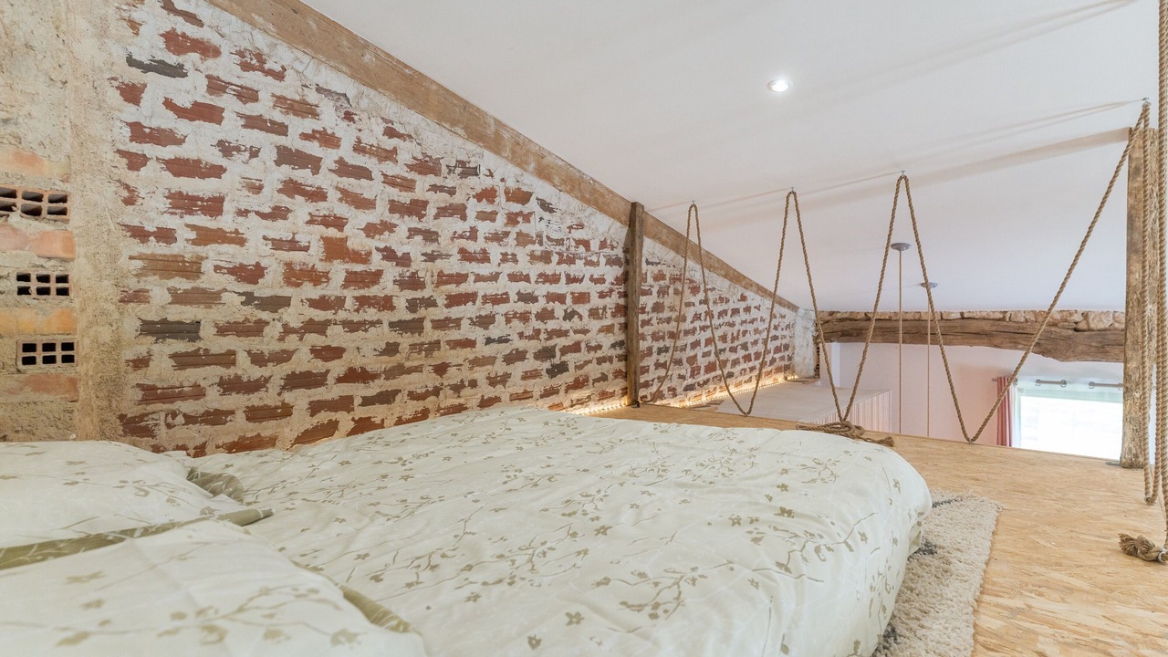 Photo of Bedroom in Esparron