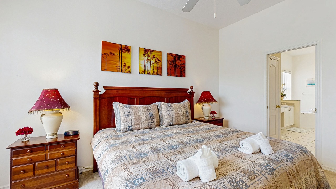 Photo of Bedroom in Tuscan Hills