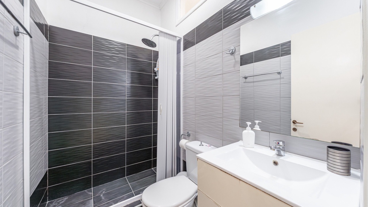 Photo of Bathroom in Kavos