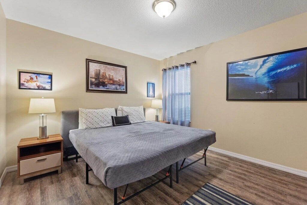 Photo of Bedroom in Thousand Oaks