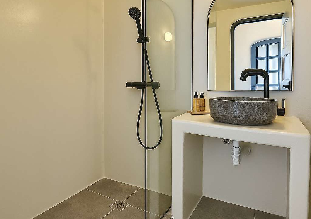 Photo of Bathroom in Akrotiri