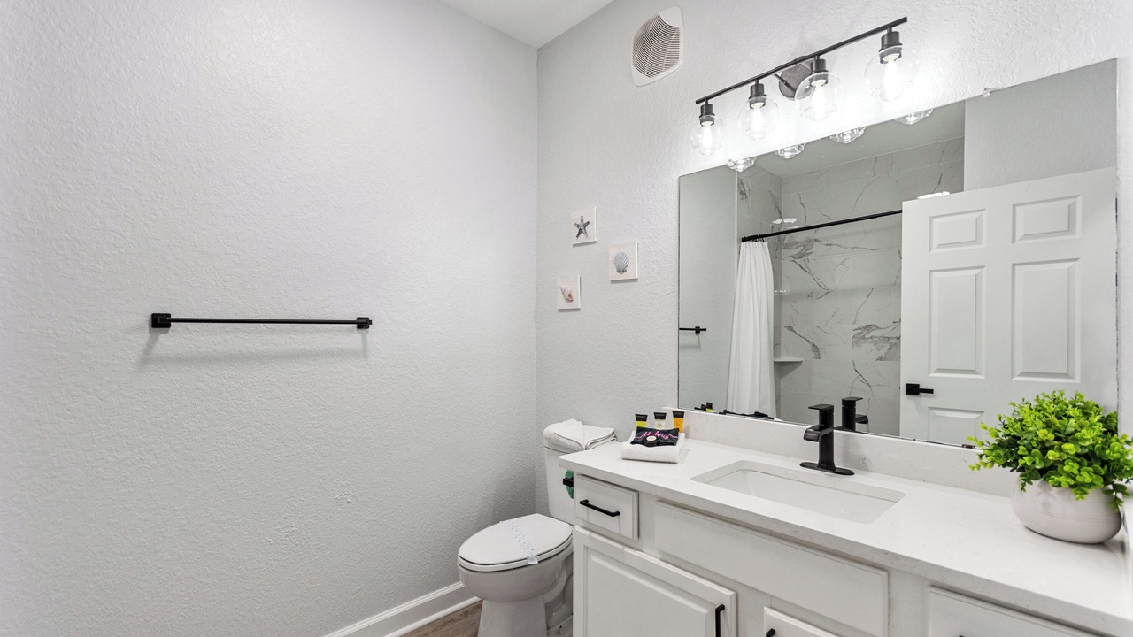 Photo of Bathroom in Four Corners
