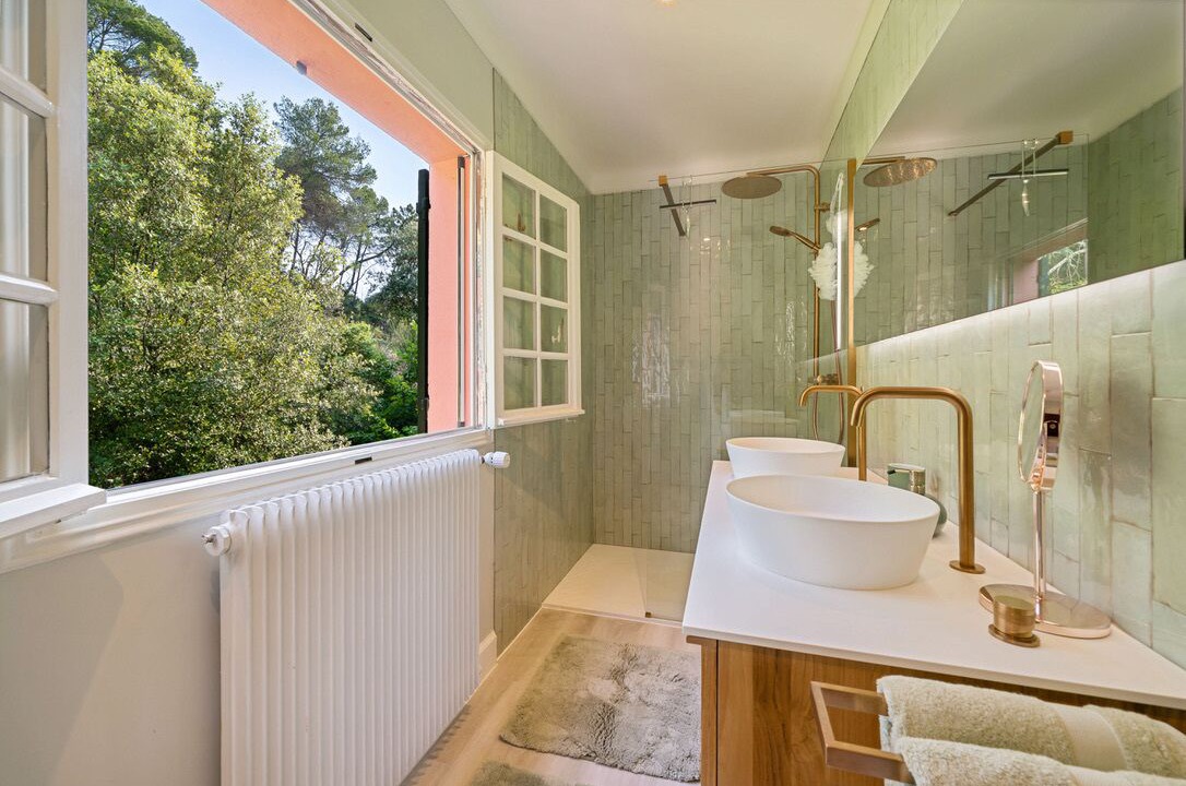 Photo of Bathroom in Salernes