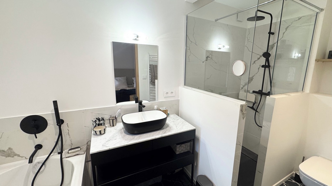 Photo of Bathroom in Chapaize