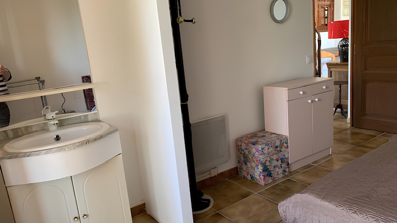 Photo of Bedroom in Frontignan