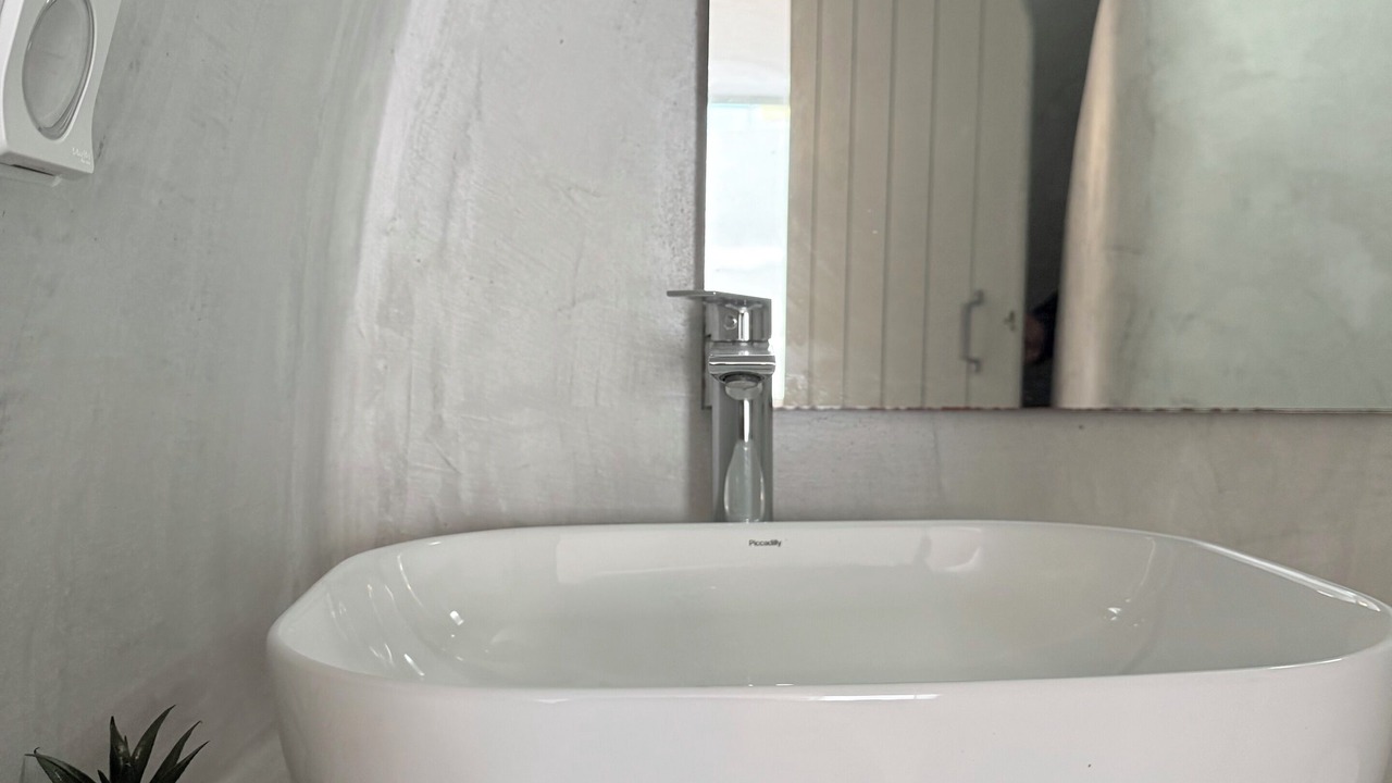 Photo of Bathroom in Fira