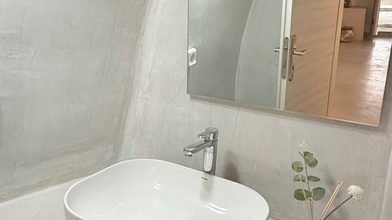 Photo of Bathroom in Fira