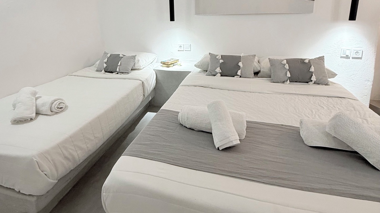 Photo of Bedroom in Fira