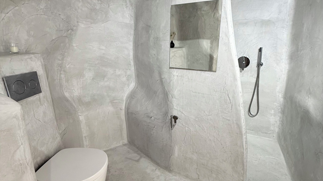 Photo of Bathroom in Fira