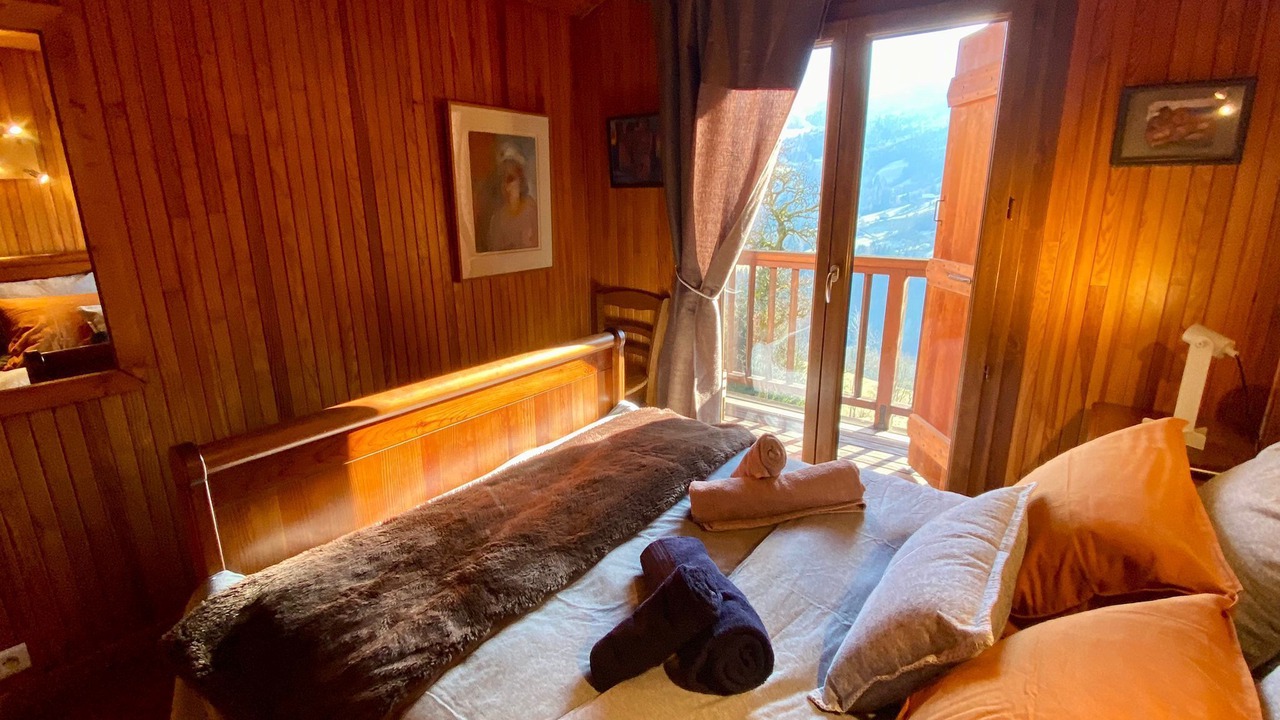 Photo of Bedroom in Les Clefs