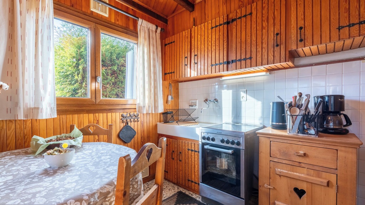 Photo of Kitchen in Les Clefs