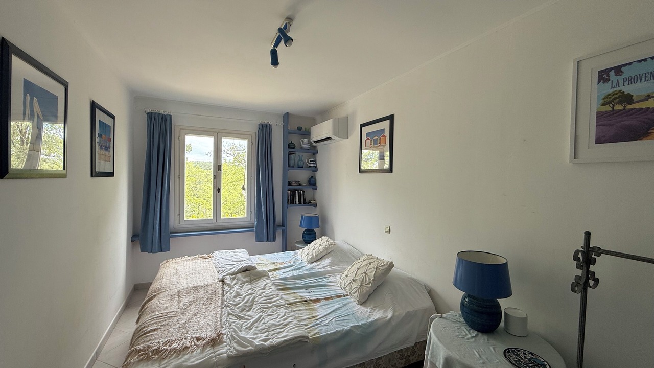Photo of Bedroom in Flayosc