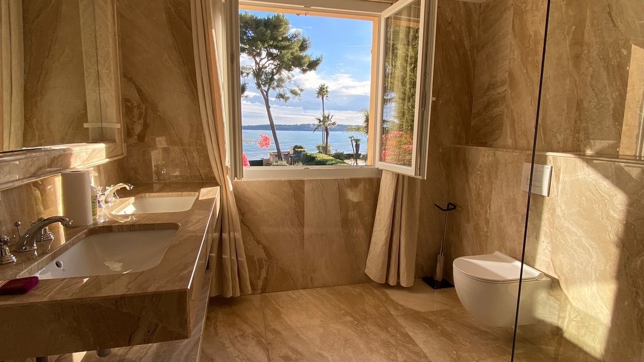 Photo of Bathroom in Pointe Croisette