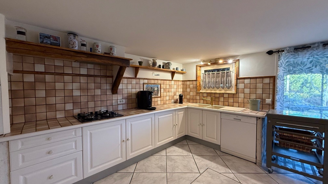 Photo of Kitchen in Auriol
