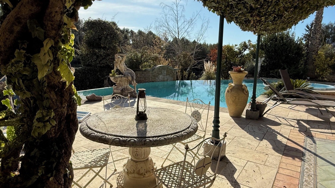 Photo of Outdoor in Auriol