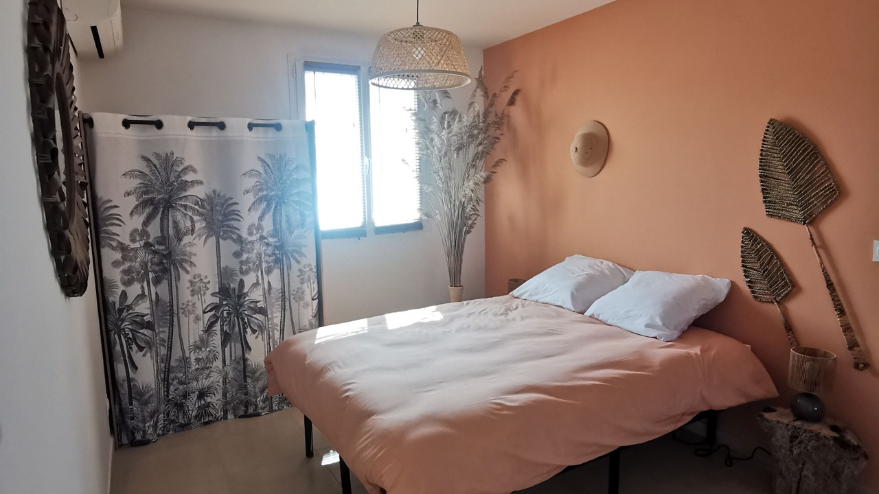 Photo of Bedroom in Le Cannet-des-Maures