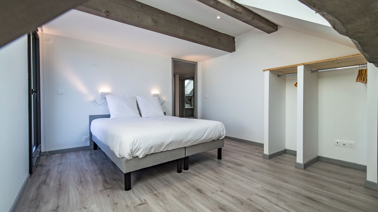 Photo of Bedroom in Albiez-le-Vieux