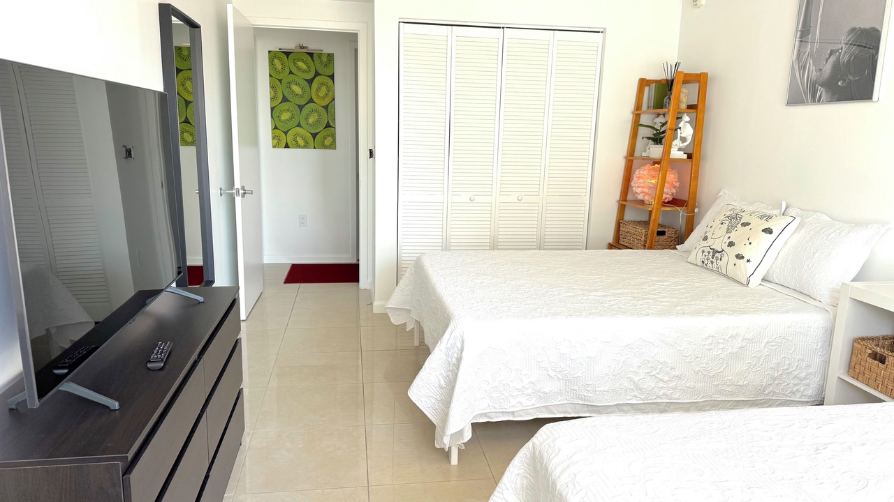 Photo of Bedroom in Midtown