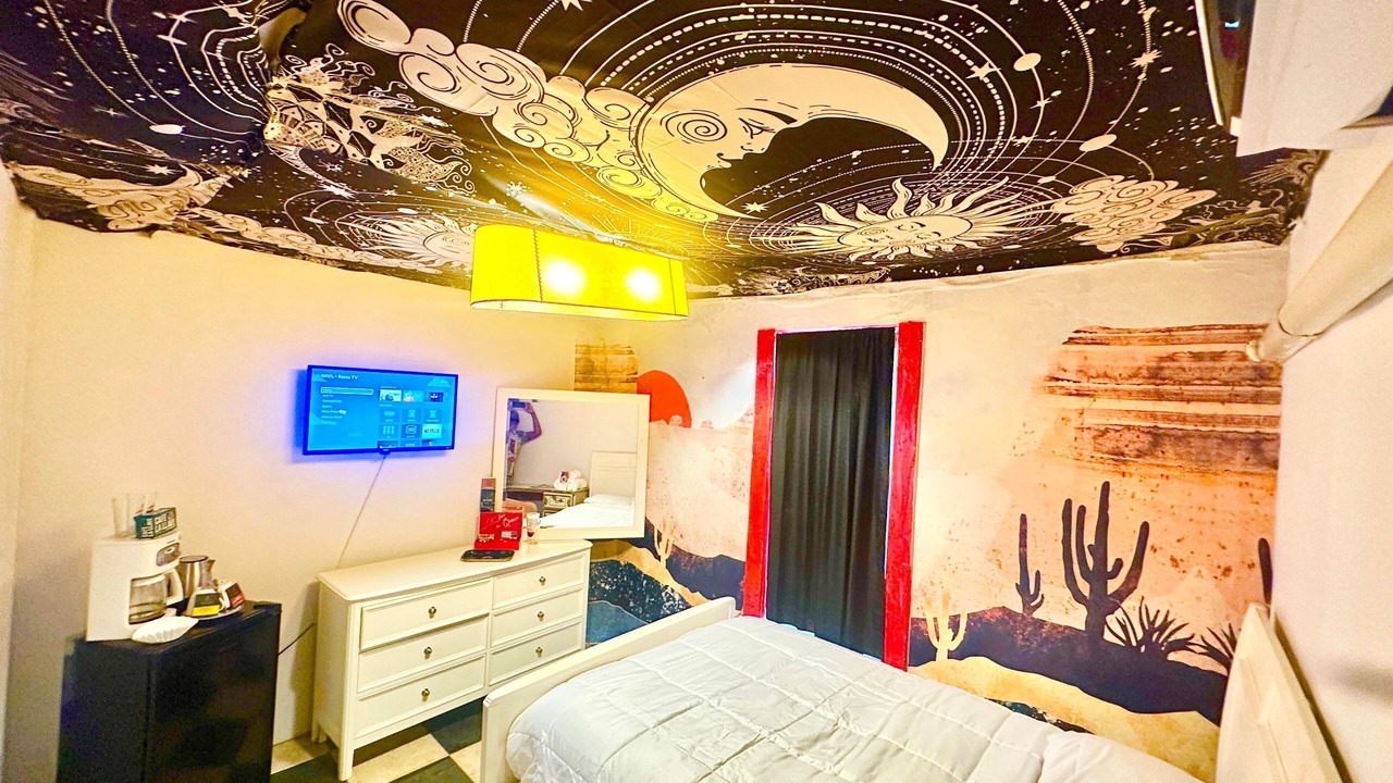 Photo of Bedroom in Midtown