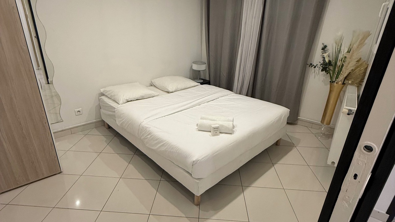 Photo of Bedroom in Grand Clement