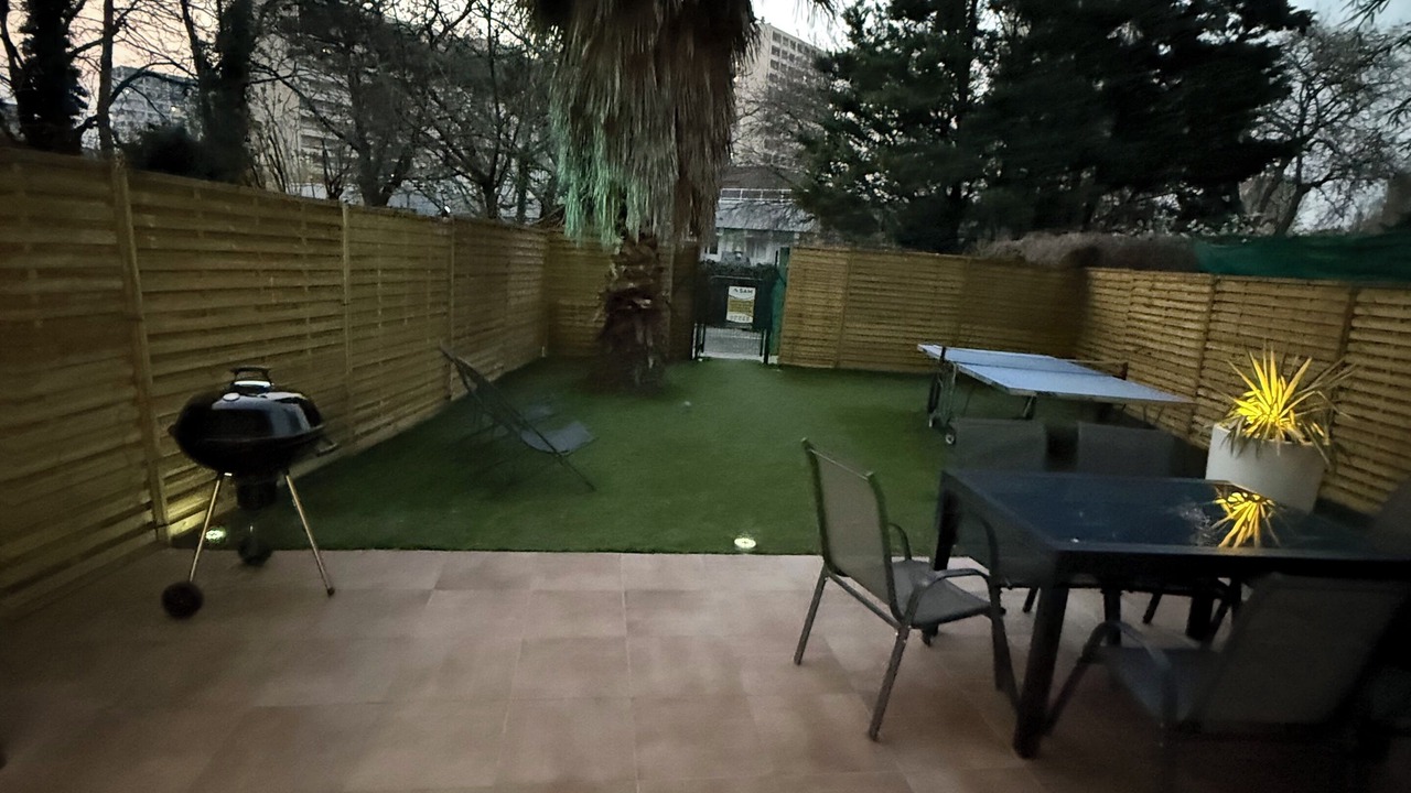 Photo of Outdoor in Grand Clement