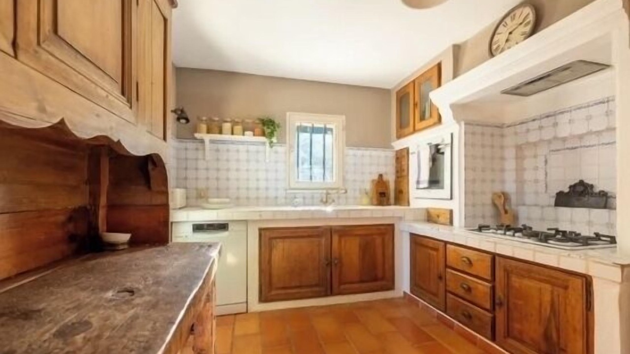 Photo of Kitchen in Le Tholonet