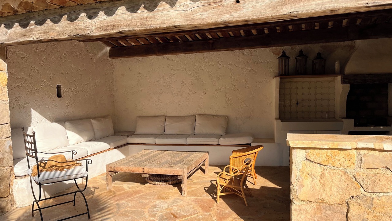Photo of Patio Balcony in Le Tholonet