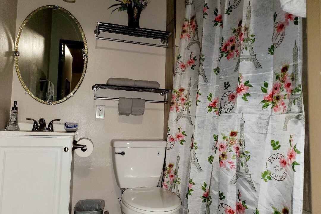 Photo of Bathroom in Pine Hills