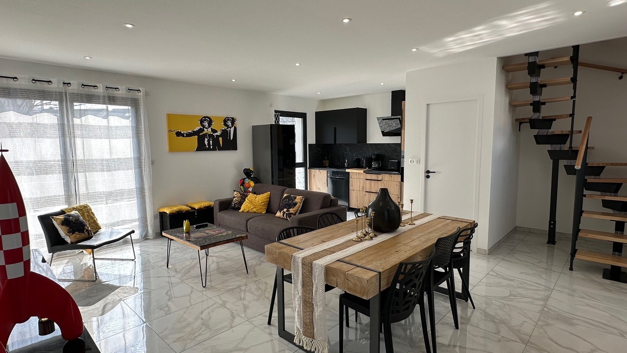 Photo of Livingroom in Douvaine