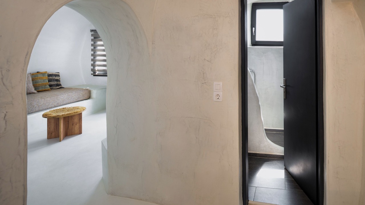 Photo of Bathroom in Akrotiri