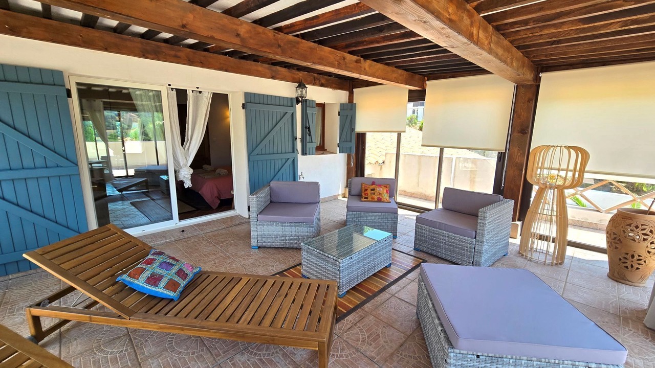 Photo of Patio Balcony in Rayol-Canadel-sur-Mer