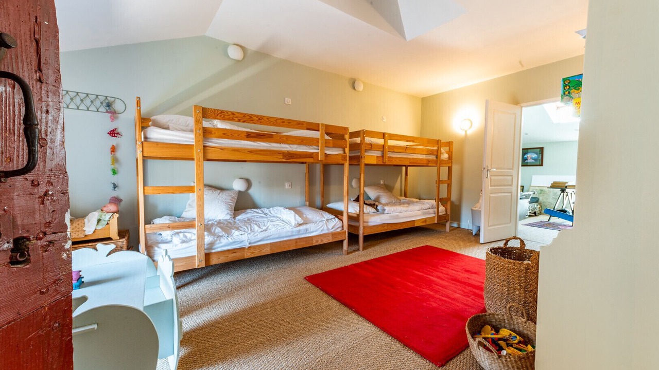 Photo of Bedroom in Suze-la-Rousse